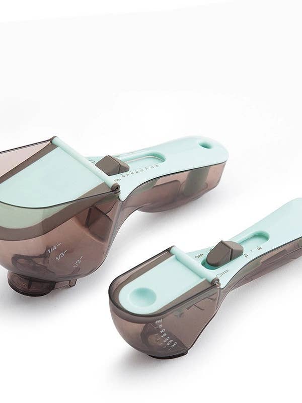 Adjustable Measuring Cups